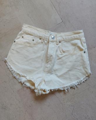 Pantaloncino di jeans Pull&Bear