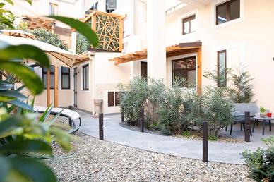 Monolocale con terrazzo indipendente