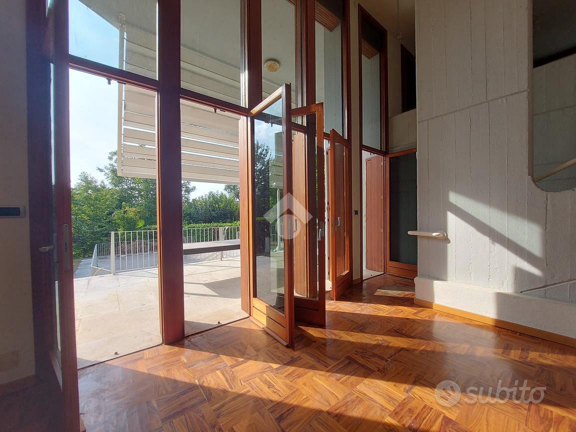 VILLA SINGOLA A CUMIANA - Altro
