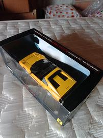 Ferrari 308 GTS 1/18 elite hot wheels