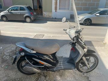 Piaggio 125