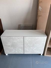 Mobiletto/Credenza moderna bianca ed effetto marmo
