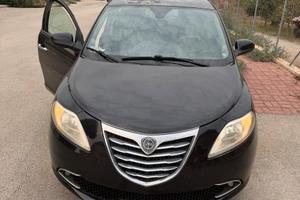 Lancia Ypsilon 1.2 69 cv Gold