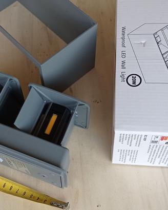 Applique LED per esterni con alette regolabili 20W