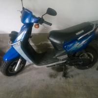 scooter YAMAHA