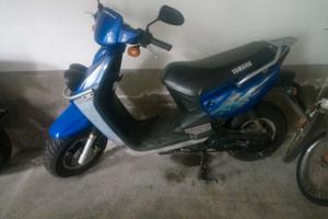scooter YAMAHA