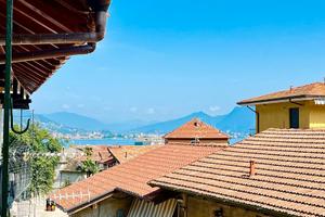 Trilocale vista lago