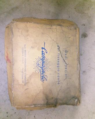 Dadi ruota per auto Campagnolo 