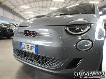 FIAT - 500 E - 500 Icon AUT 42 KW CAR PLAY SYS-