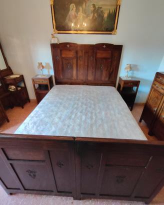 Camera matrimoniale stile liberty in legno massell