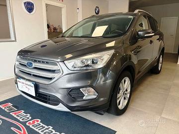 Ford Kuga 1.5 TDCI 120 CV S&S 2WD Powershift Titan