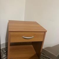 Comodino piccolo