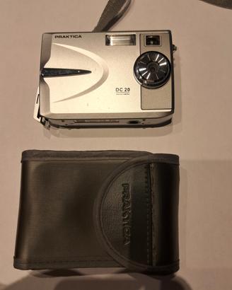 MACCHINA FOTOGRAFICA  DIGITALE PRAKTICA DC 20