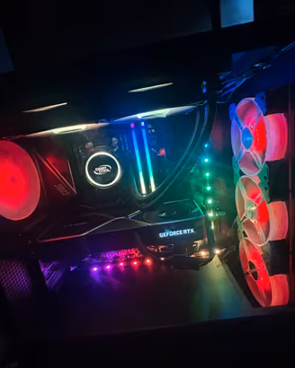 Pc gaming + mouse, tastiera e cuffie facia alta