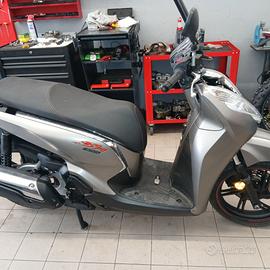 Ricambi honda sh 300 2020 