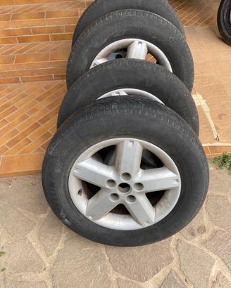 4 ruote x Nissan xtrail 1 serie