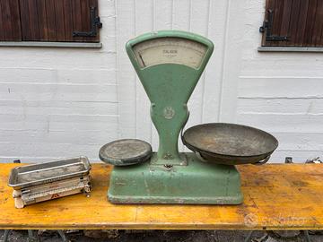 Bilancia vintage Macchi Varese