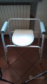 Sedia comoda per WC
