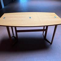 Tavolo a mensola apribile