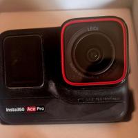 INSTA360 ACE PRO + Accessori