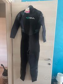 Gul Wetsuit - Muta in neoprene mai usata