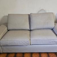 Divano Ikea 2 posti grigio chiaro