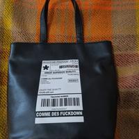 Tracolla comme des fuckdown