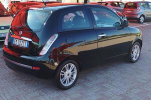Lancia Ypsilon 1.2 69 CV 3 porte GPL