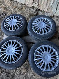 Cerchi 14 + Gomme Termiche per Ford Fiesta