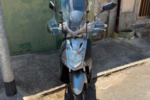 Kymco Agility 200 incidentata