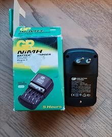 Caricabatterie GP Batteria con scatola