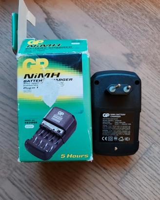 Caricabatterie GP Batteria con scatola