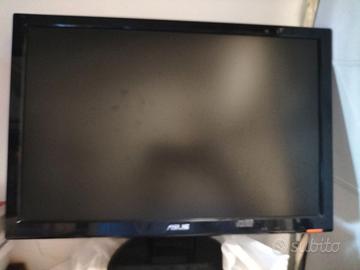 3 monitor Asus 19 pollici