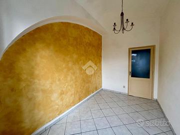 3 LOCALI A CASTELLAMONTE