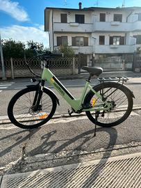 Bicicletta elettrica e-bike nuova