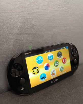 Ps VITA 2000