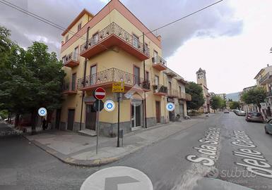 3 LOCALI A CASTROVILLARI