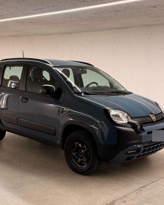 FIAT PANDA CROSS 4x4 + 8fach Bereifung auf Felgen