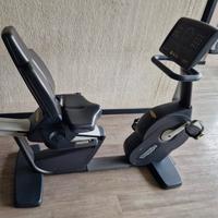 TECHNOGYM EXCITE BIKE RECLINE 1000 LED CYCLETTE