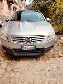 Nissan Qashqai+2