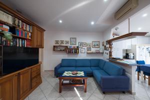 Monreale - Trivano con Cortile e 2 Locali a Pirri