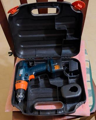 Trapano avvitatore Black & Decker 12V