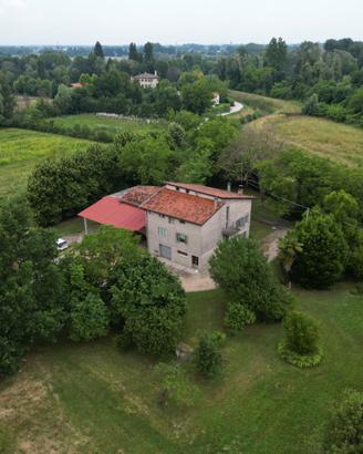 Casa rurale, annessi, ex stalla, 6000 mq scoperto