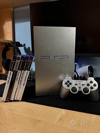 PlayStation 2 FAT Silver + Controller + 5 Giochi
