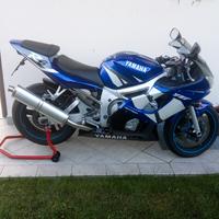Yamaha YZF R6 - 2002
