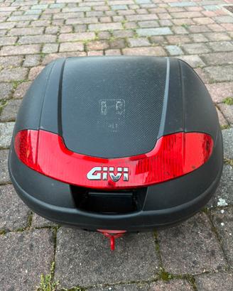 Baule Givi senza piastra