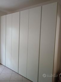 Armadio laccato sei ante