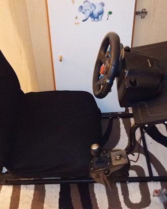 Postazione gaming+Logitech g29 con cambio H