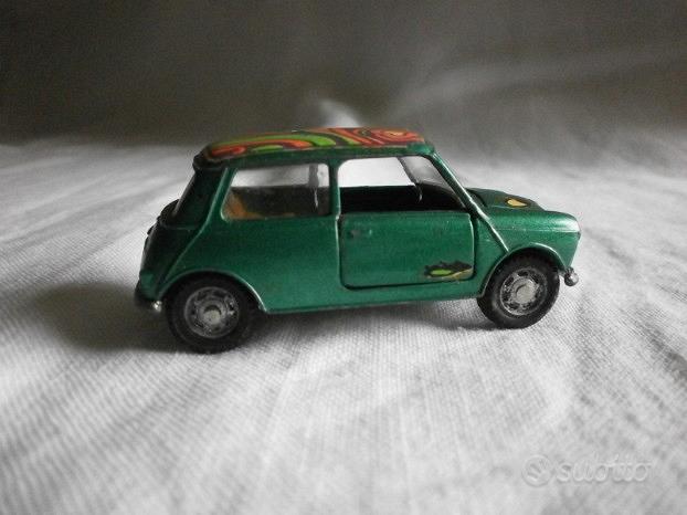Mebetoys 1/43 A-28 :Mini Minor Innocenti Hippy Car