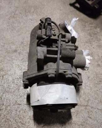 Compressore clima SUZUKI SX4 1586cc 4X4 del 2011